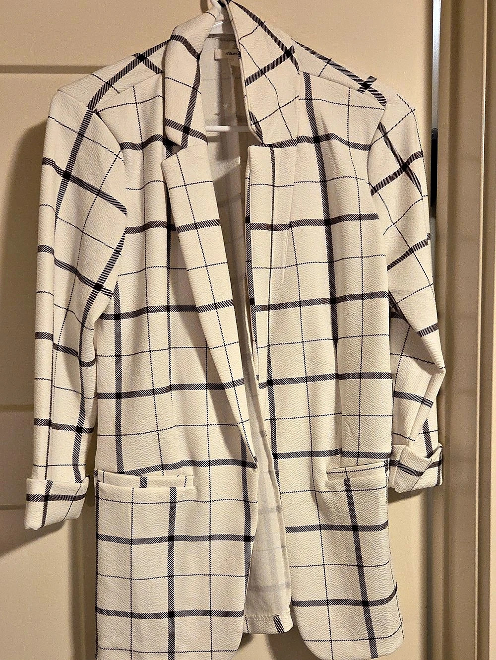 Maurices Checkered Jacket in White & Brown Size Small Like New